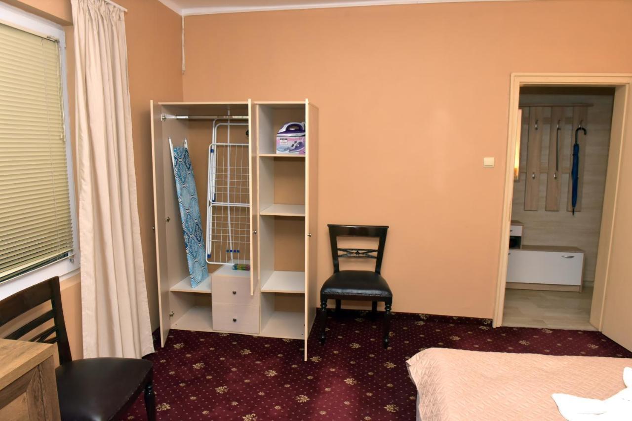 City Apartments Varna Esterno foto